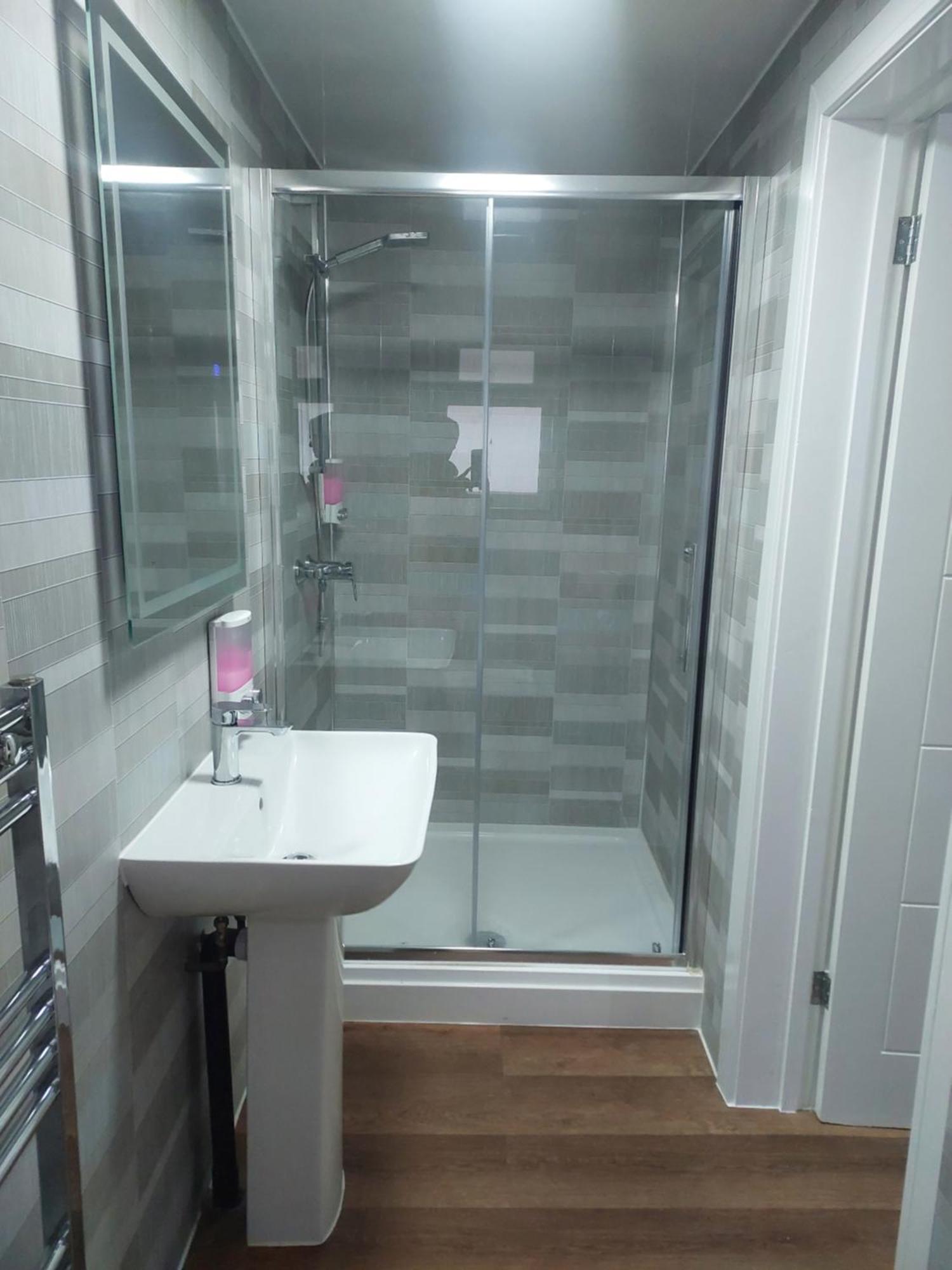 Heathrow-Windsor Guest House 斯劳 外观 照片