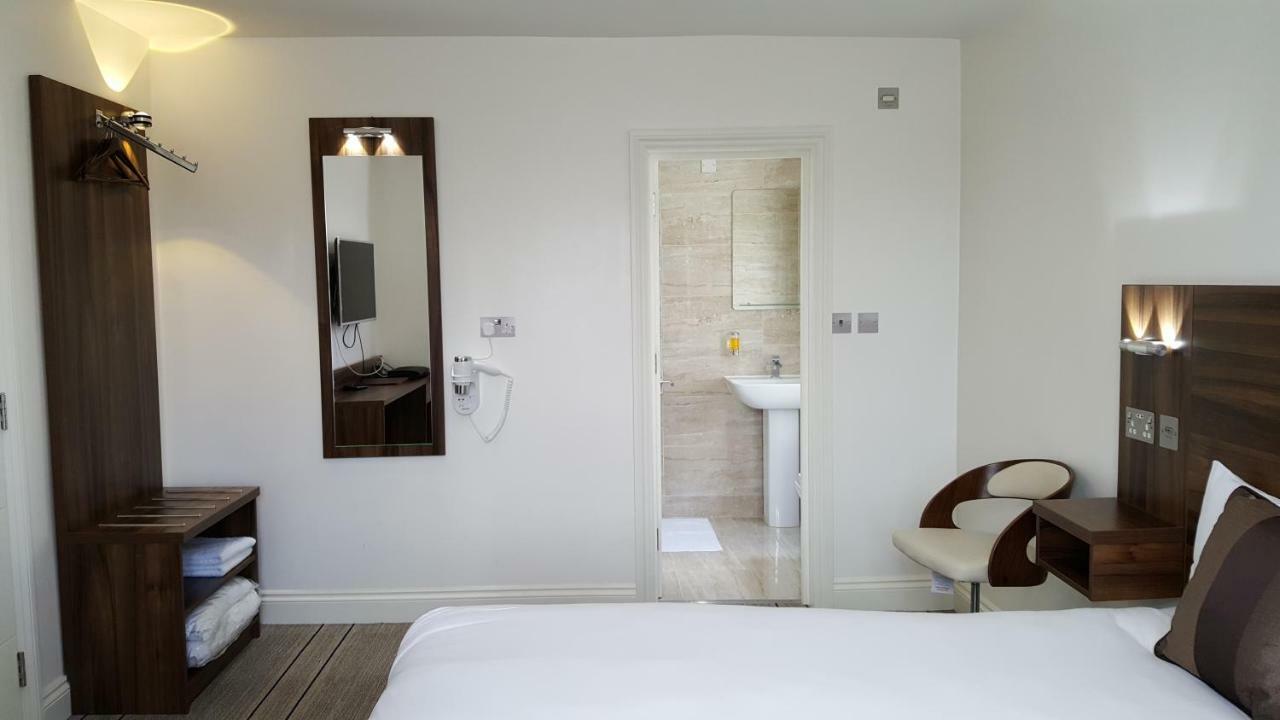 Heathrow-Windsor Guest House 斯劳 外观 照片
