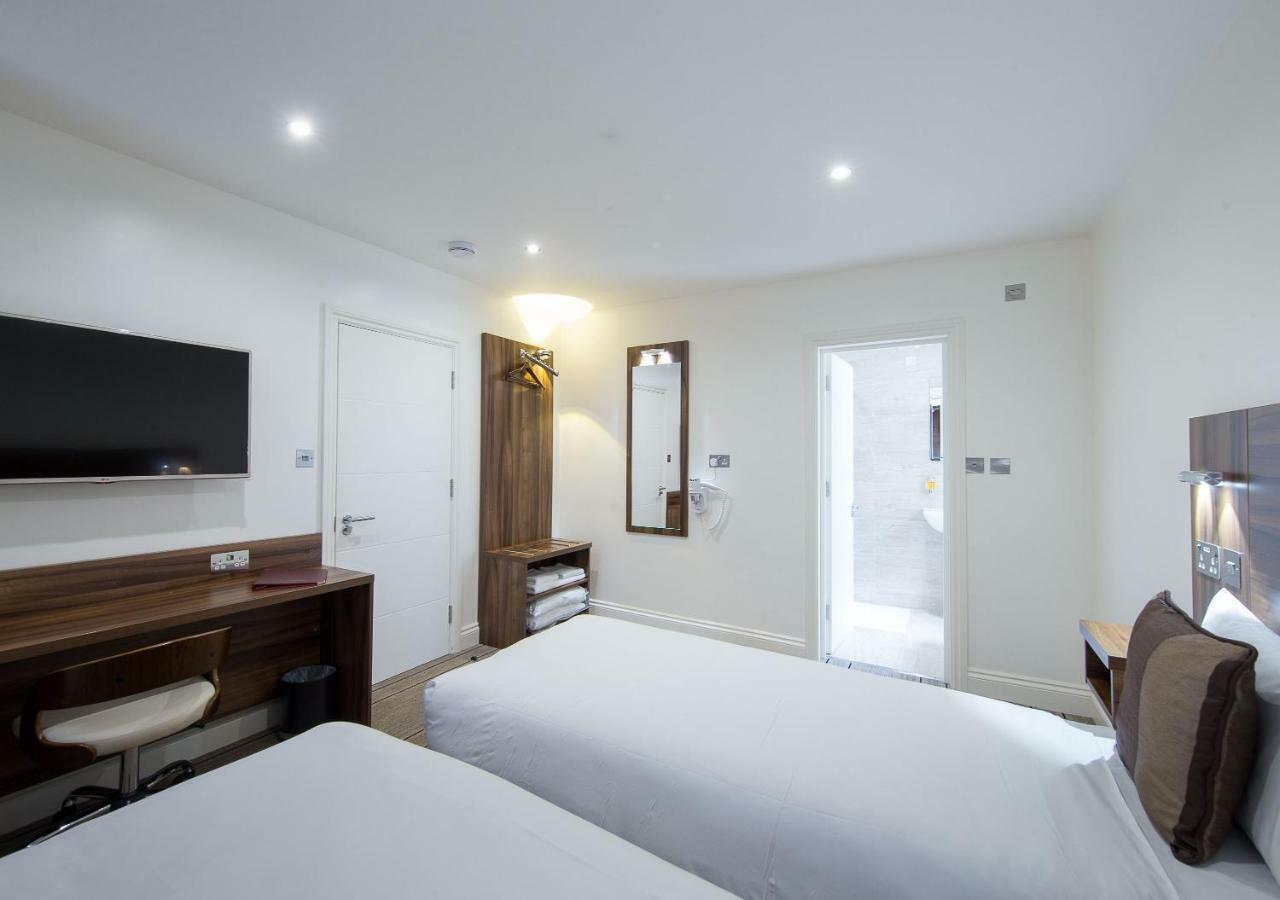 Heathrow-Windsor Guest House 斯劳 外观 照片