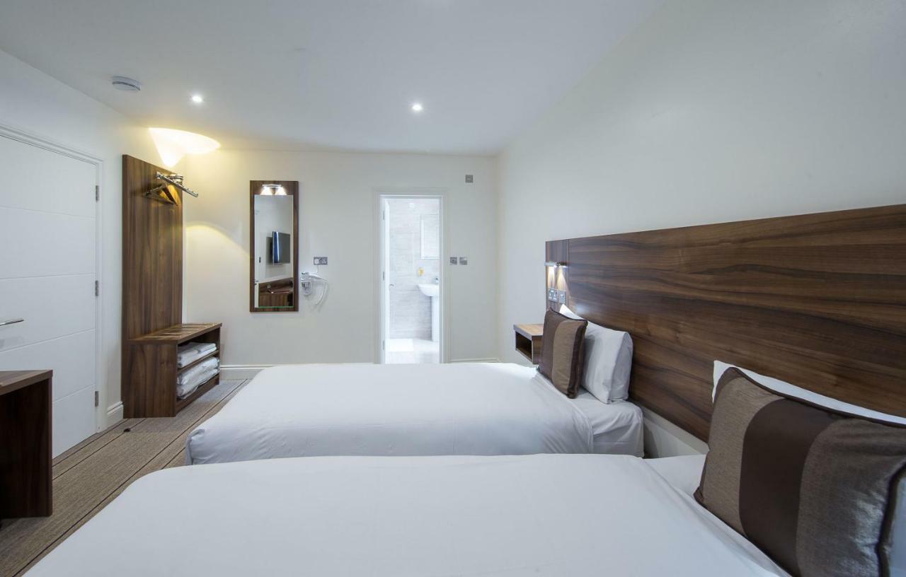 Heathrow-Windsor Guest House 斯劳 外观 照片