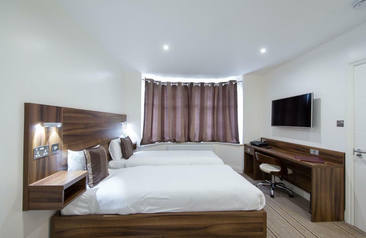 Heathrow-Windsor Guest House 斯劳 外观 照片